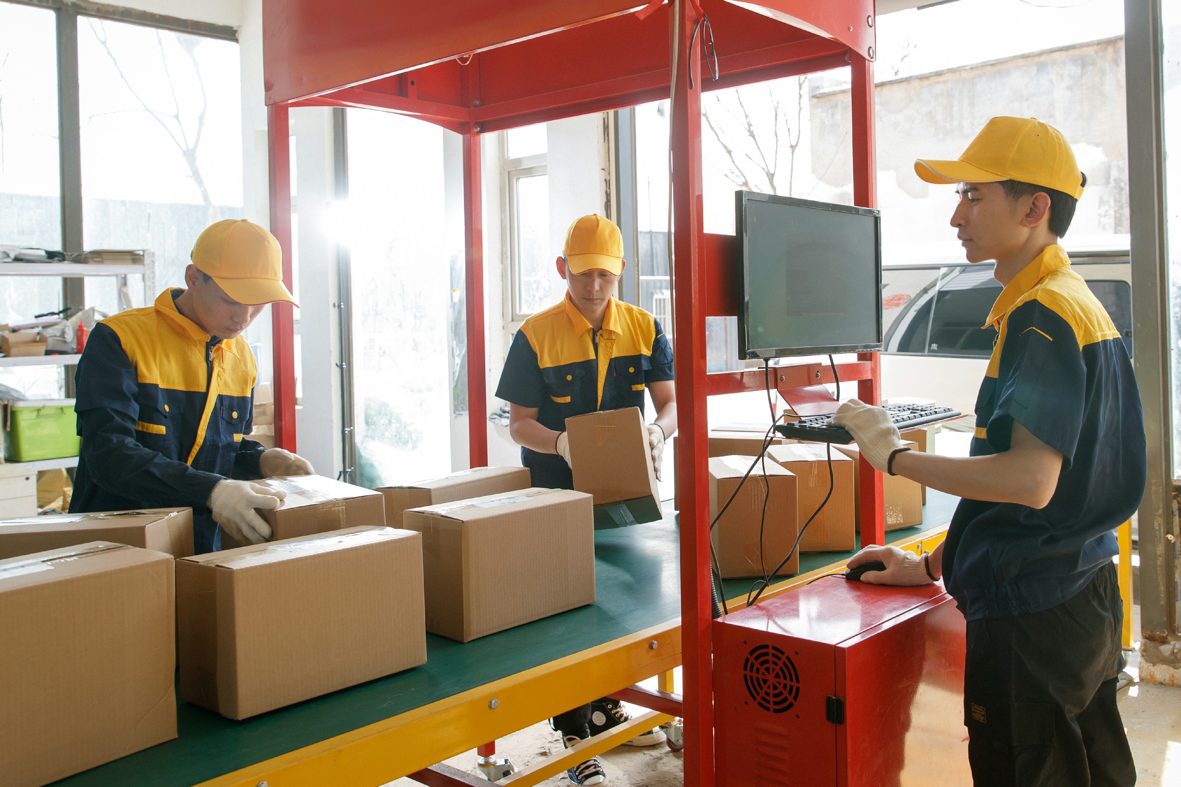 集運(yùn)企業(yè)有多少方法處理貨物入庫？